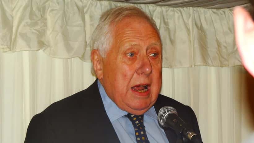 Roy Hattersley delivering a speech at a Labour Party event