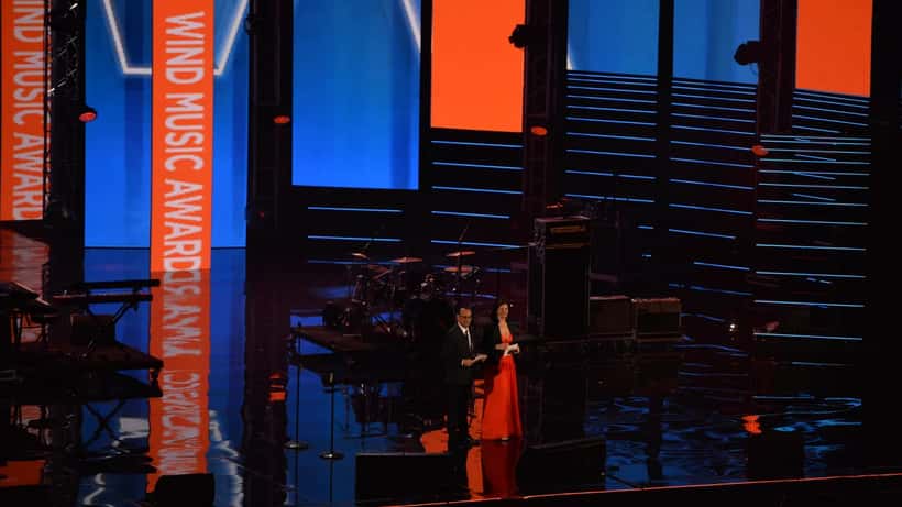 Vanessa Incontrada e Carlo Conti ai Wind Music Awards 2016