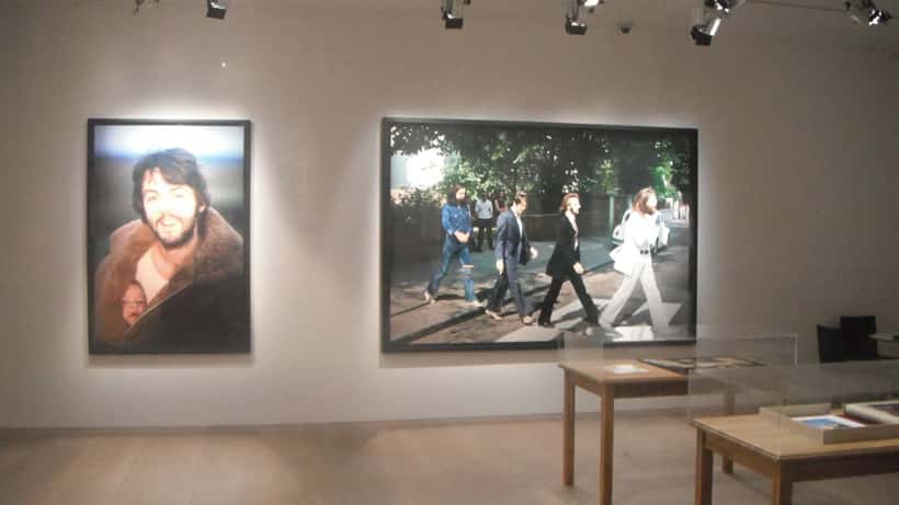 Paul McCartney y los Beatles en actuación en vivo, artistas icónicos con legado patrimonial millonario