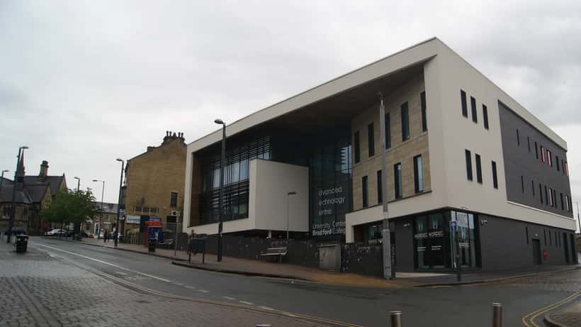 Edifício David Hockney no Bradford College, Bradford, Reino Unido