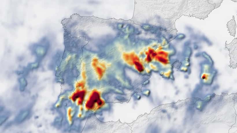 NASA satellietbeeldig van hevige regenval boven Spanje en Catalonië